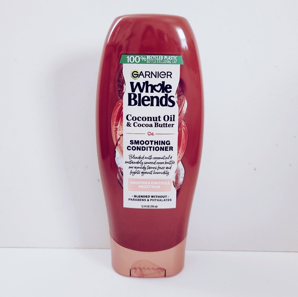 ⭐4/$15 Garnier Whole Blends Coconut Oil & Cocoa Butter Smoothing Conditioner